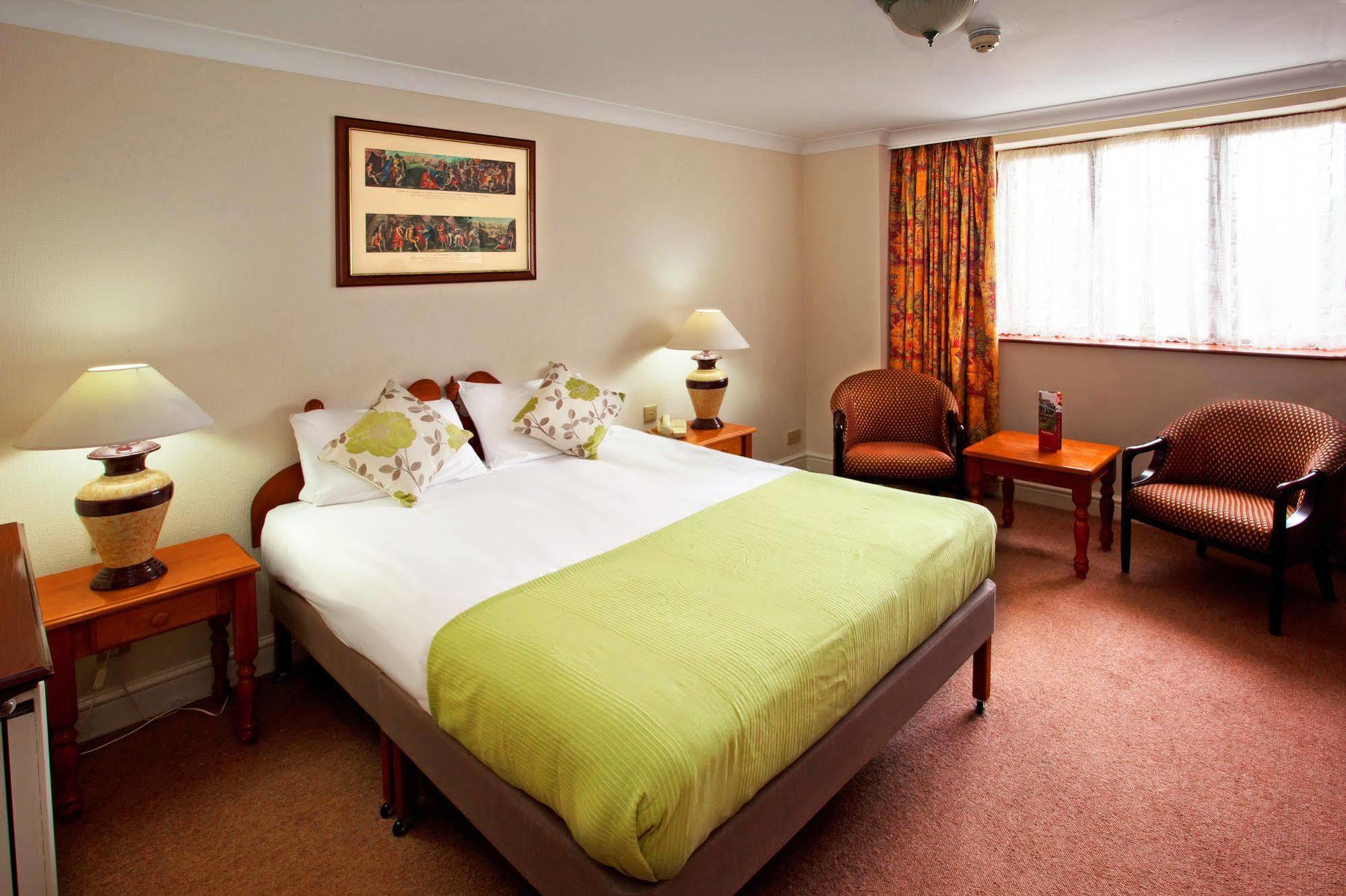 Royal Court Hotel & Spa Ковентри Экстерьер фото