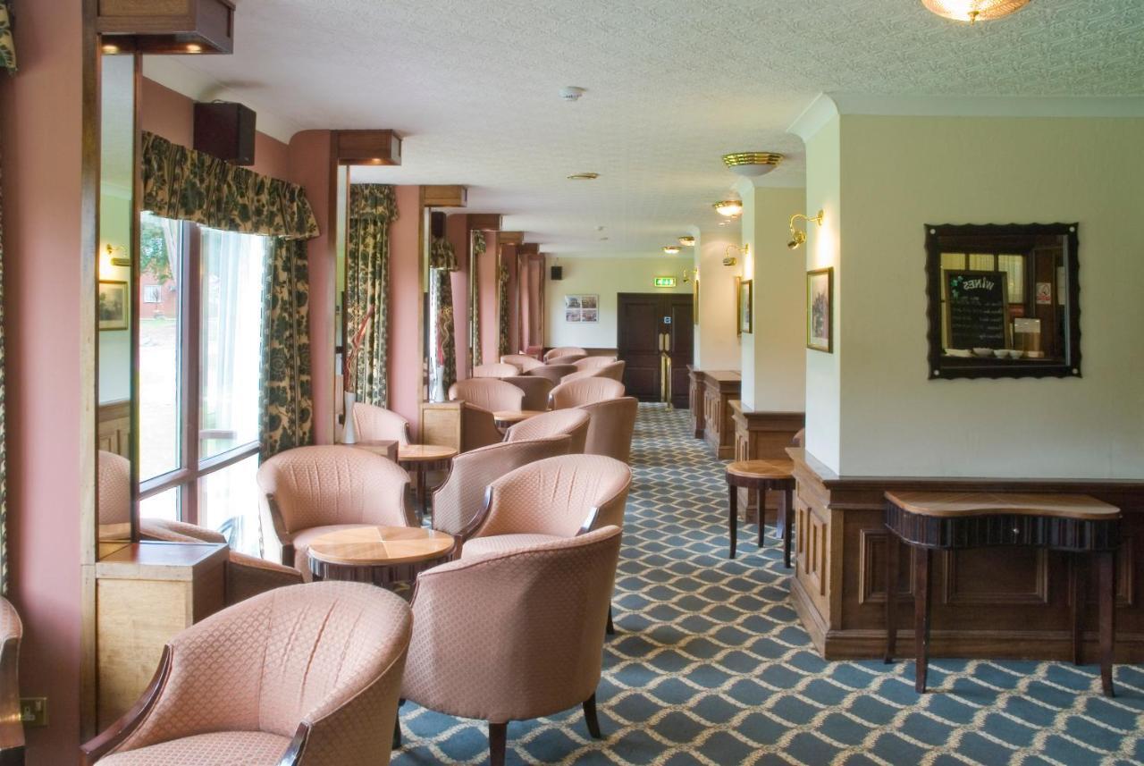 Royal Court Hotel & Spa Ковентри Экстерьер фото