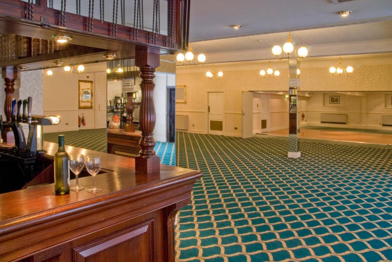 Royal Court Hotel & Spa Ковентри Экстерьер фото